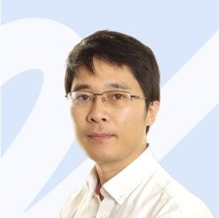 Kris Hou - Domain Broker